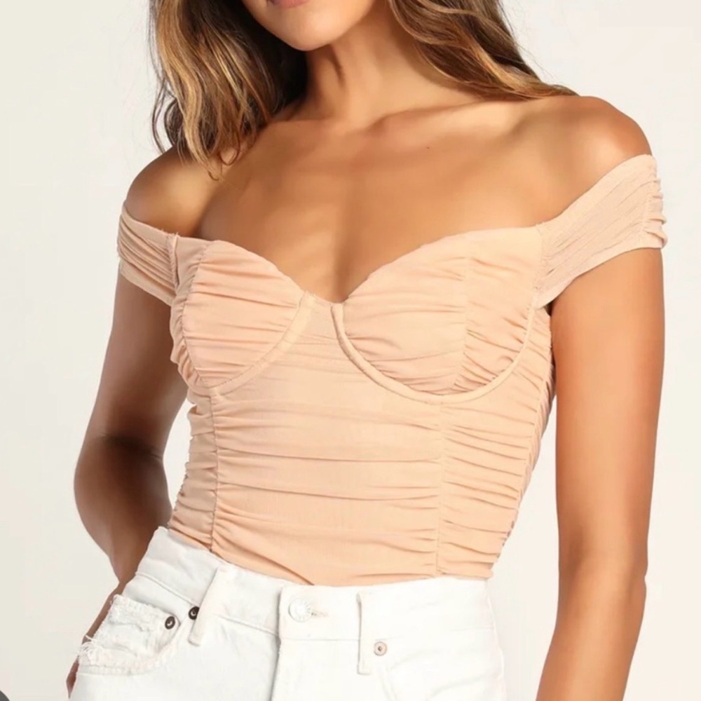 NWT Lulus brand pink mesh ruched bodysuit in a size small.